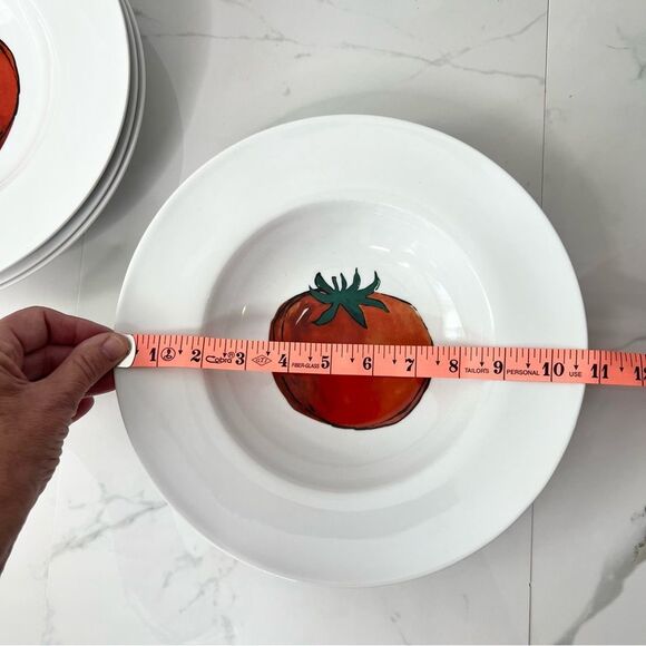Crate & Barrel Tomato 5 Piece Pasta Serving Bowl & 4 Individual Pasta Bowls - Picture 14 of 15